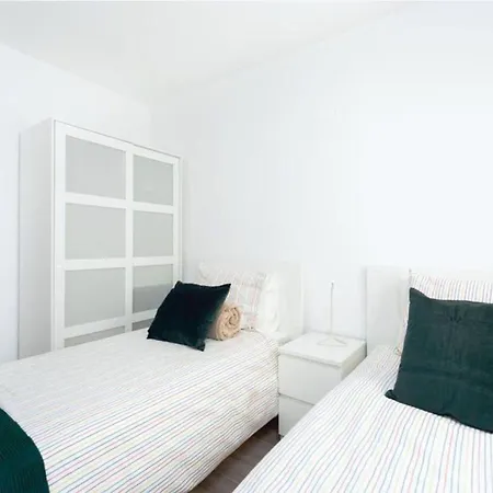 Trip Medano England Centro El Médano